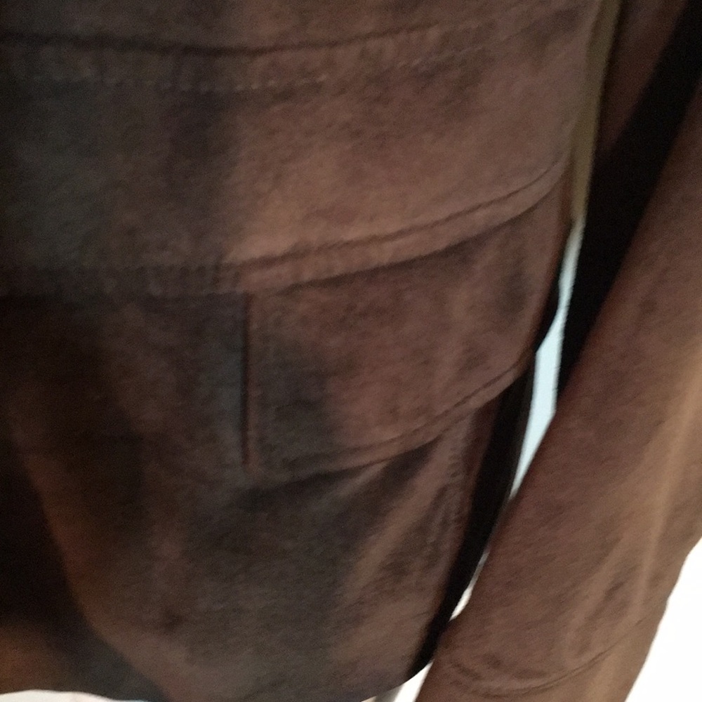 Context Women's Dark Brown Suede Button-Up Jacket - Picture 4 of 8